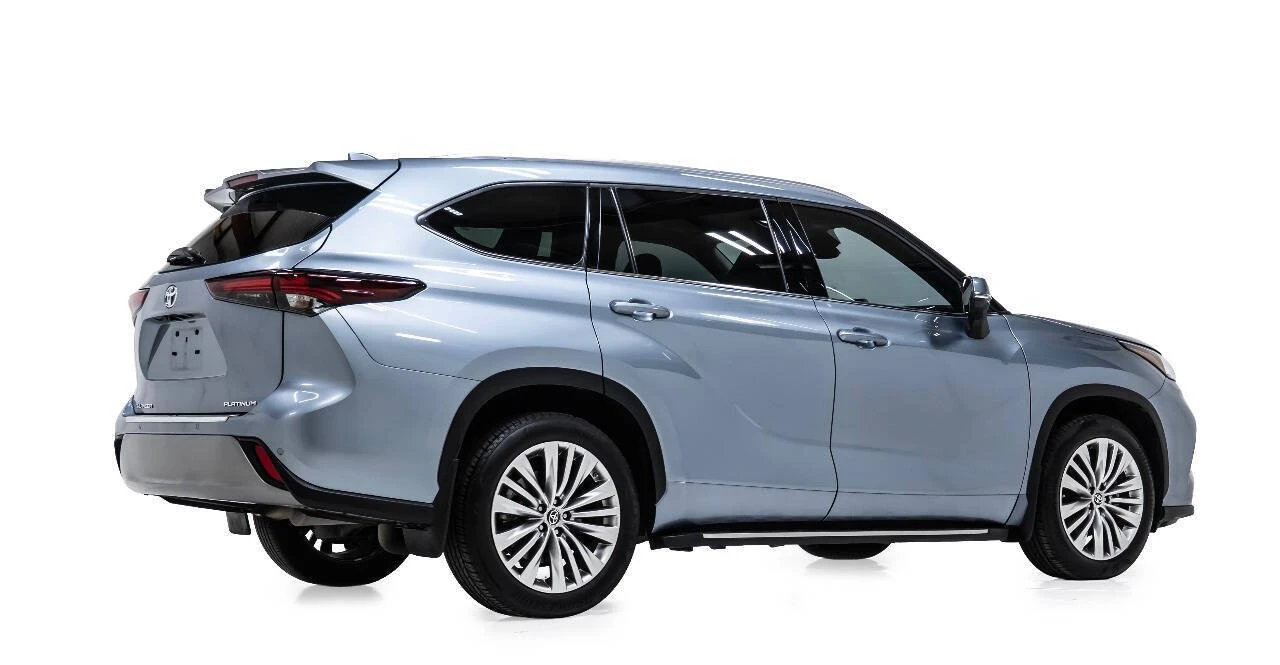 2024 Toyota Highlander - Image 3 of 12