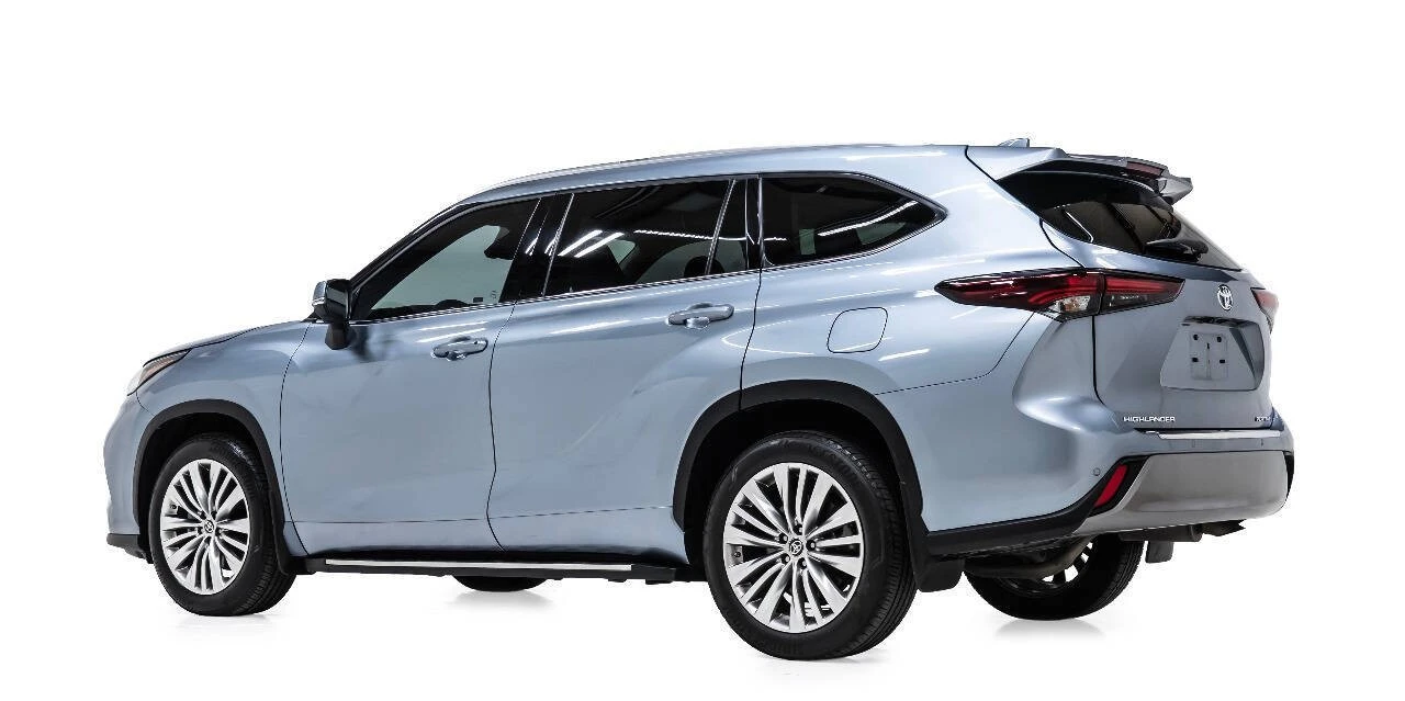 2024 Toyota Highlander - Image 4 of 12