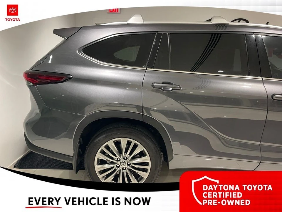 2024 Toyota Highlander - Image 4 of 10