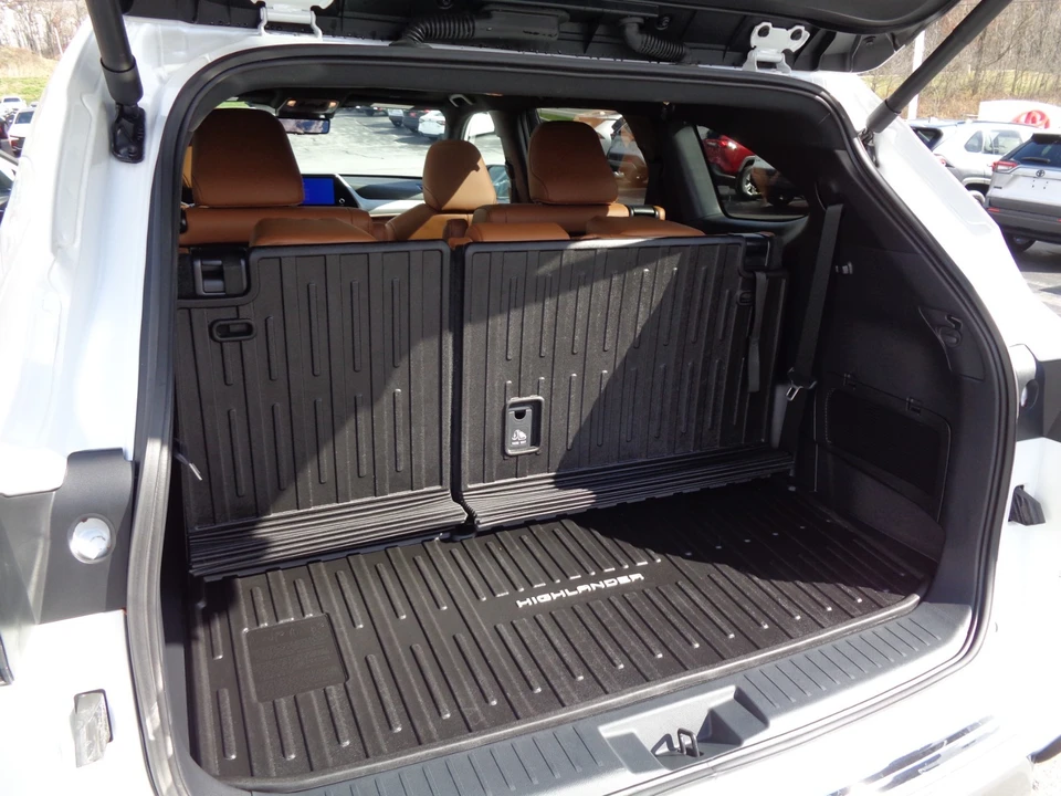 2024 Toyota Highlander - Image 20 of 21