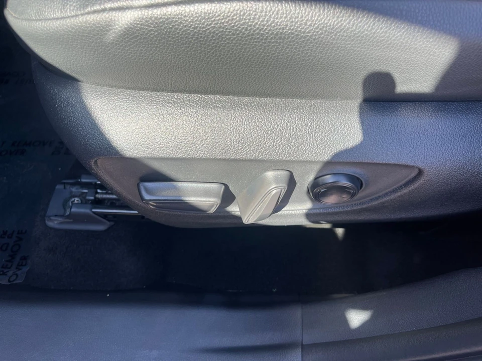 2024 Toyota Highlander - Image 23 of 31