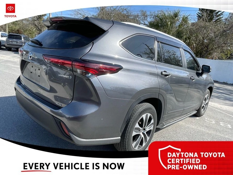 2024 Toyota Highlander - Image 5 of 10