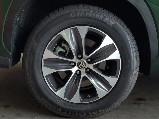 2024 Toyota Highlander - Image 5 of 12