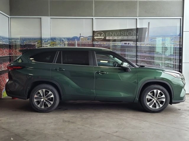 2024 Toyota Highlander - Image 4 of 12