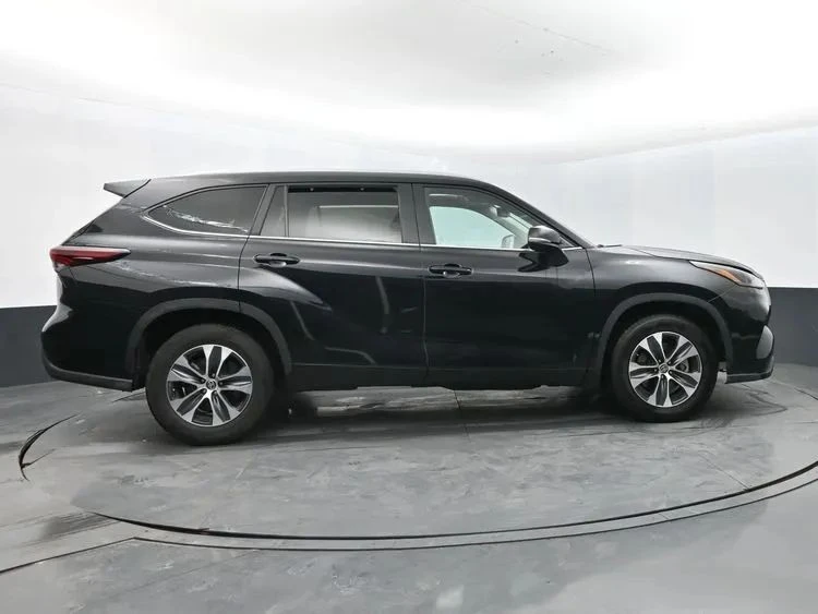 2024 Toyota Highlander - Image 4 of 12