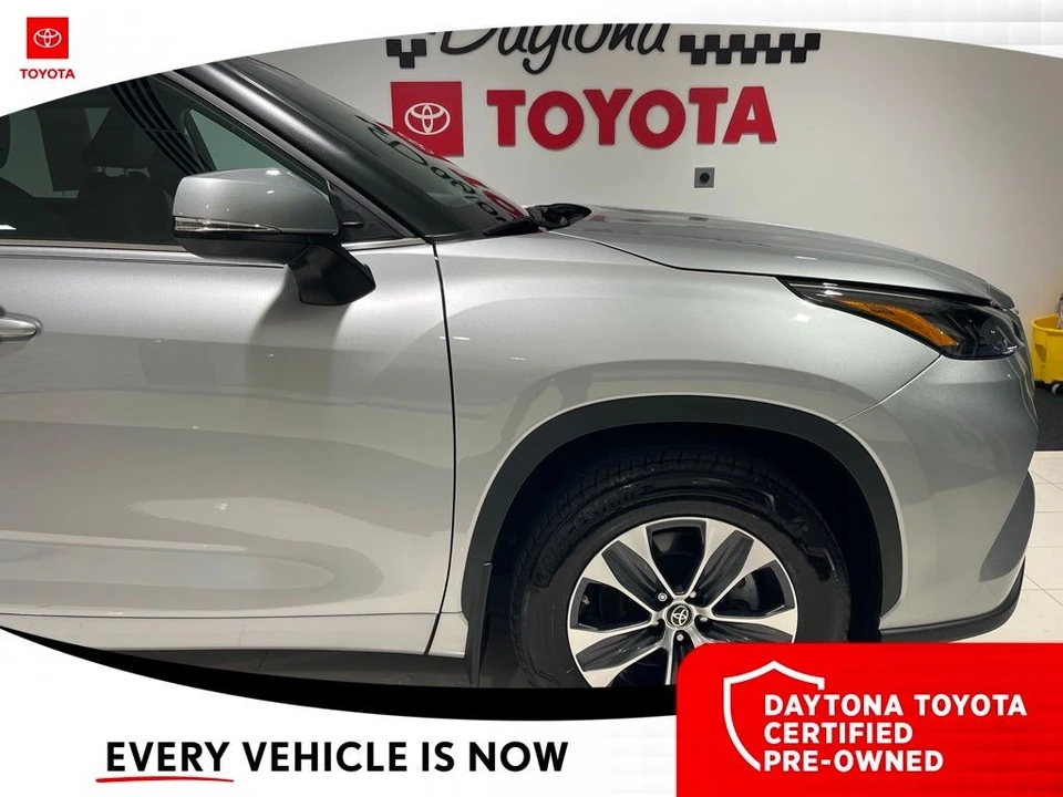 2024 Toyota Highlander - Image 7 of 12