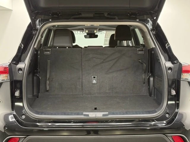 2024 Toyota Highlander - Image 11 of 21