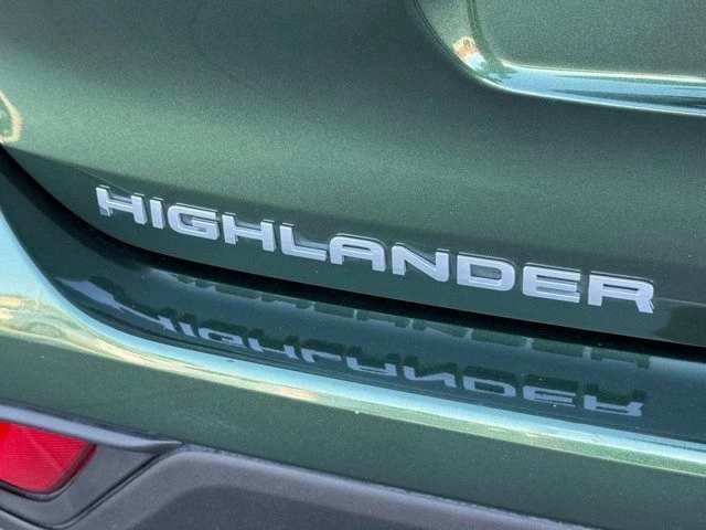 2024 Toyota Highlander - Image 13 of 21