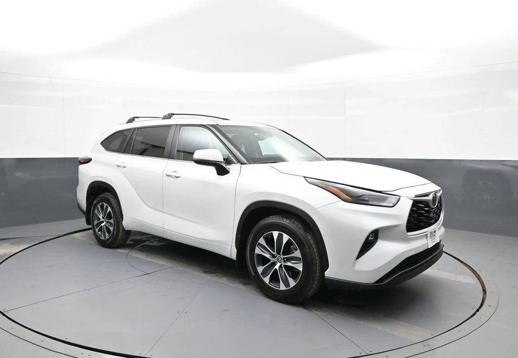 2024 Toyota Highlander - Image 4 of 12
