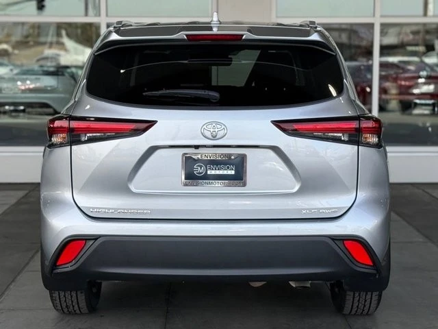 2024 Toyota Highlander - Image 11 of 21