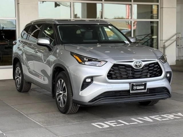 2024 Toyota Highlander - Image 8 of 21
