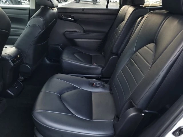 2024 Toyota Highlander - Image 11 of 12