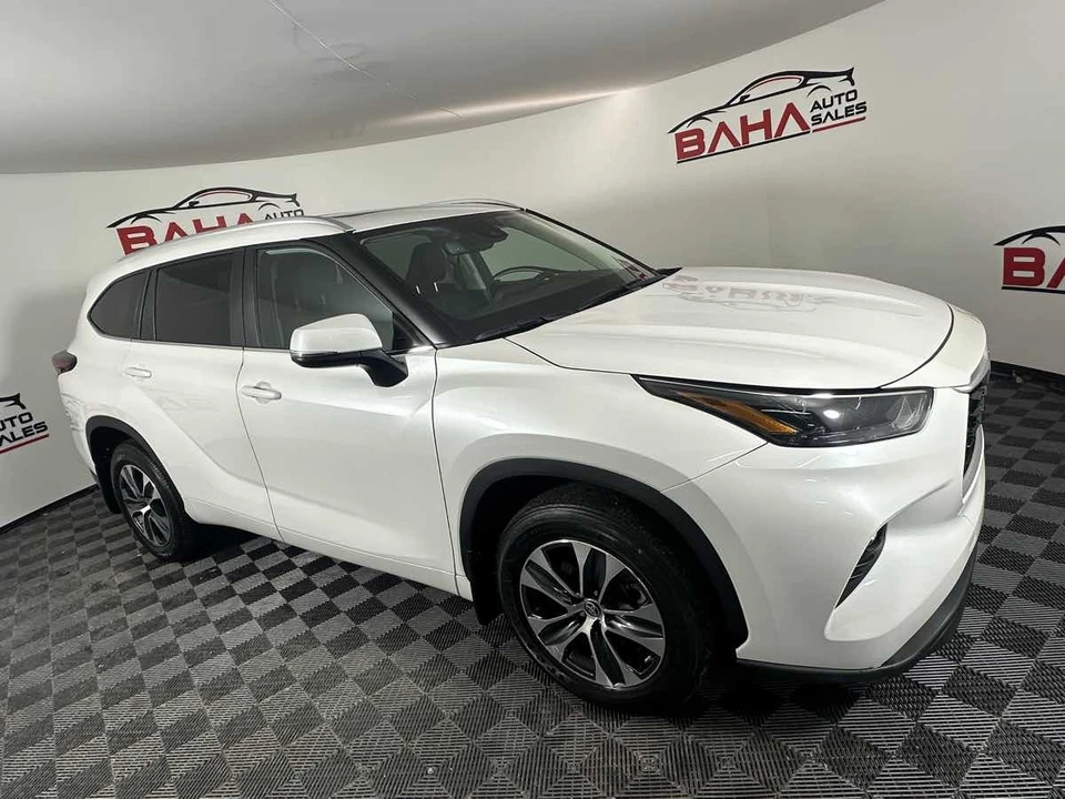 2024 Toyota Highlander - Image 11 of 21