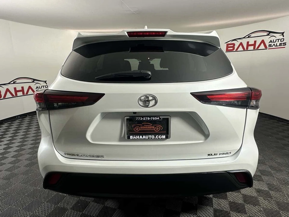 2024 Toyota Highlander - Image 7 of 21