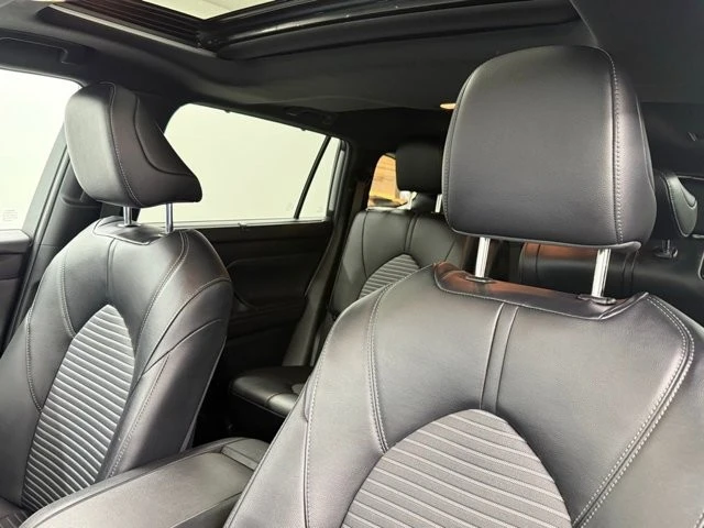 2024 Toyota Highlander - Image 20 of 21