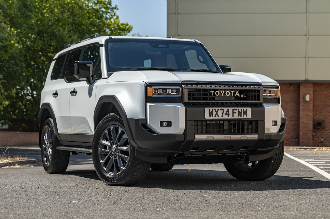 2024 Toyota J250 Land Cruiser Prado - Image 3 of 31