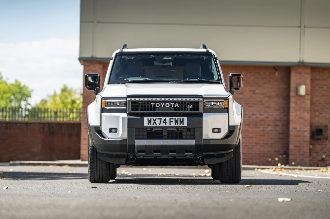 2024 Toyota J250 Land Cruiser Prado - Image 2 of 31