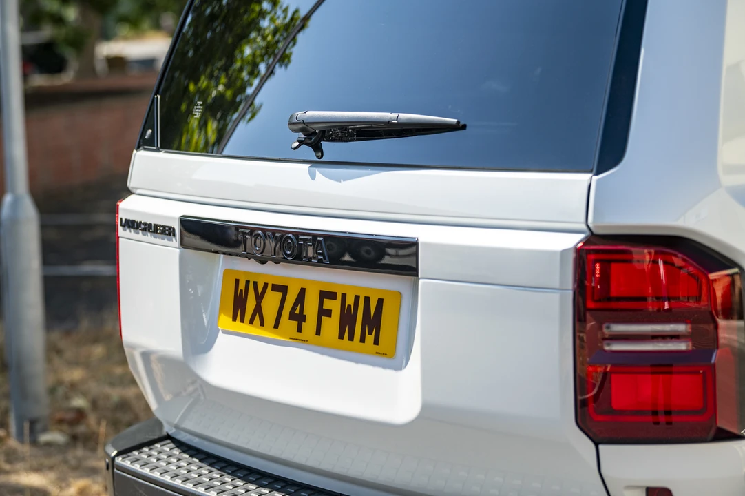 2024 Toyota J250 Land Cruiser Prado - Image 25 of 31