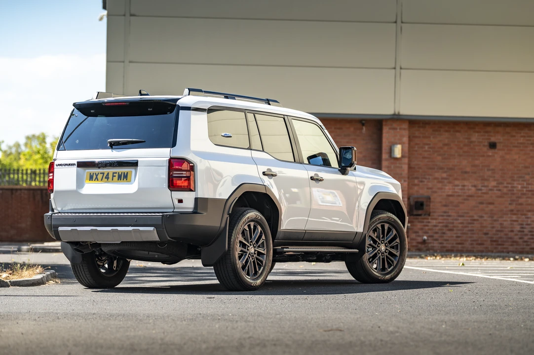 2024 Toyota J250 Land Cruiser Prado - Image 5 of 31