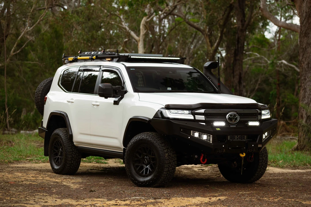 2024 Toyota J300 Land Cruiser - Image 9 of 31