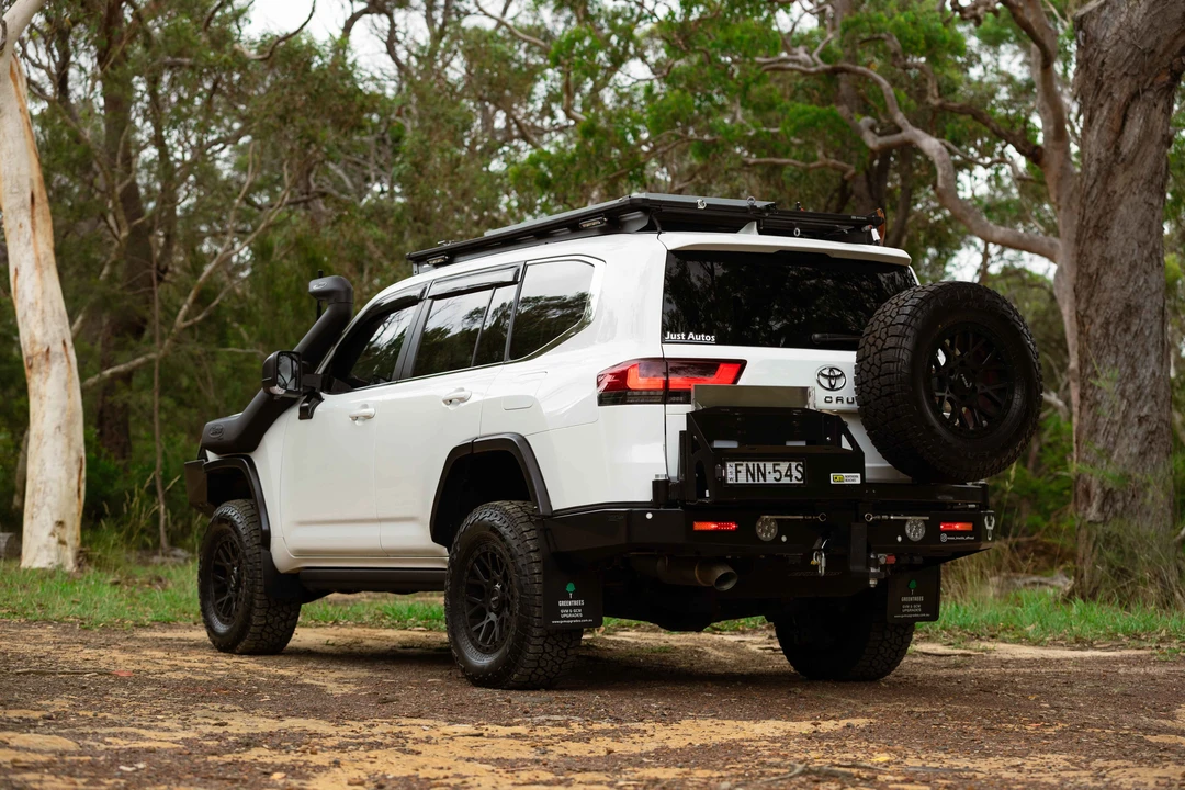 2024 Toyota J300 Land Cruiser - Image 13 of 31