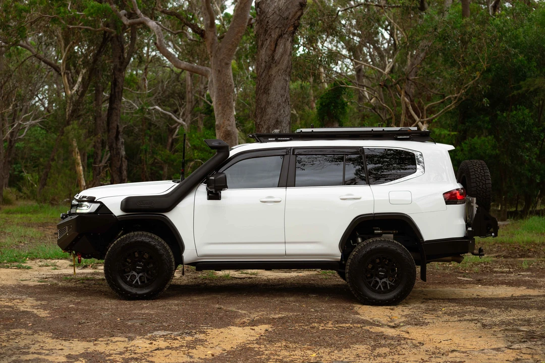 2024 Toyota J300 Land Cruiser - Image 12 of 31
