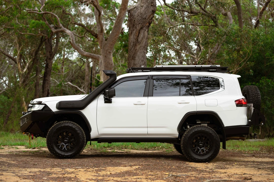 2024 Toyota J300 Land Cruiser - Image 4 of 31