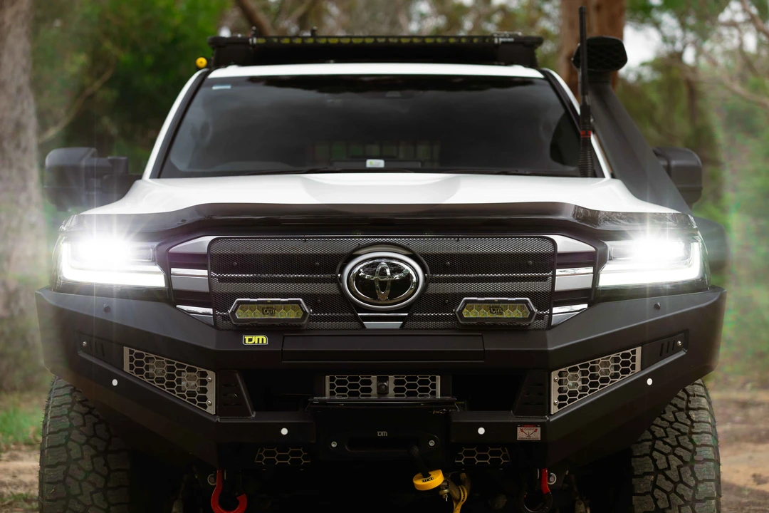 2024 Toyota J300 Land Cruiser - Image 28 of 31