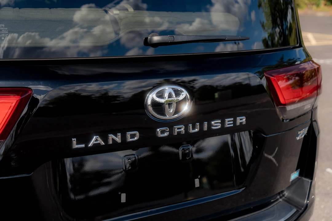 2024 Toyota J300 Land Cruiser - Image 16 of 31
