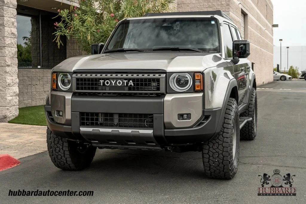 2024 Toyota J250 Land Cruiser Prado - Image 2 of 12