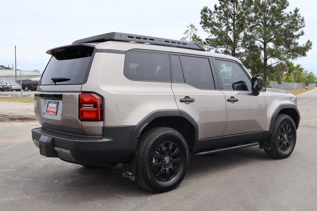 2024 Toyota J250 Land Cruiser Prado - Image 5 of 31