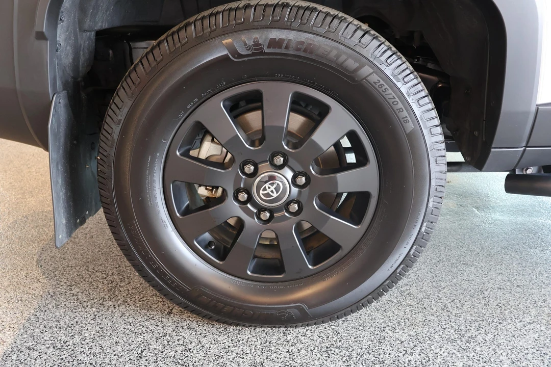 2024 Toyota J250 Land Cruiser Prado - Image 23 of 31