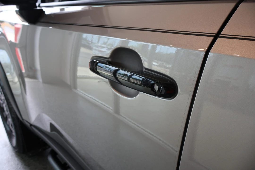 2024 Toyota J250 Land Cruiser Prado - Image 18 of 31