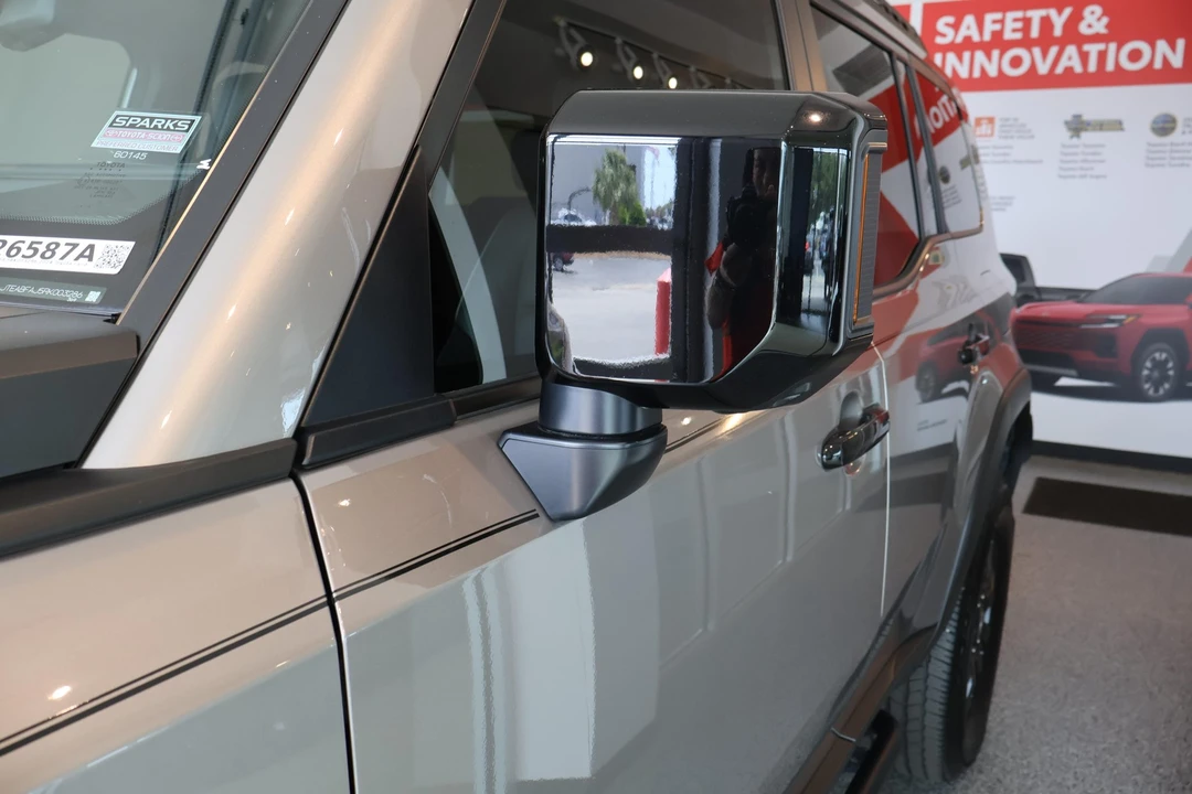 2024 Toyota J250 Land Cruiser Prado - Image 19 of 31