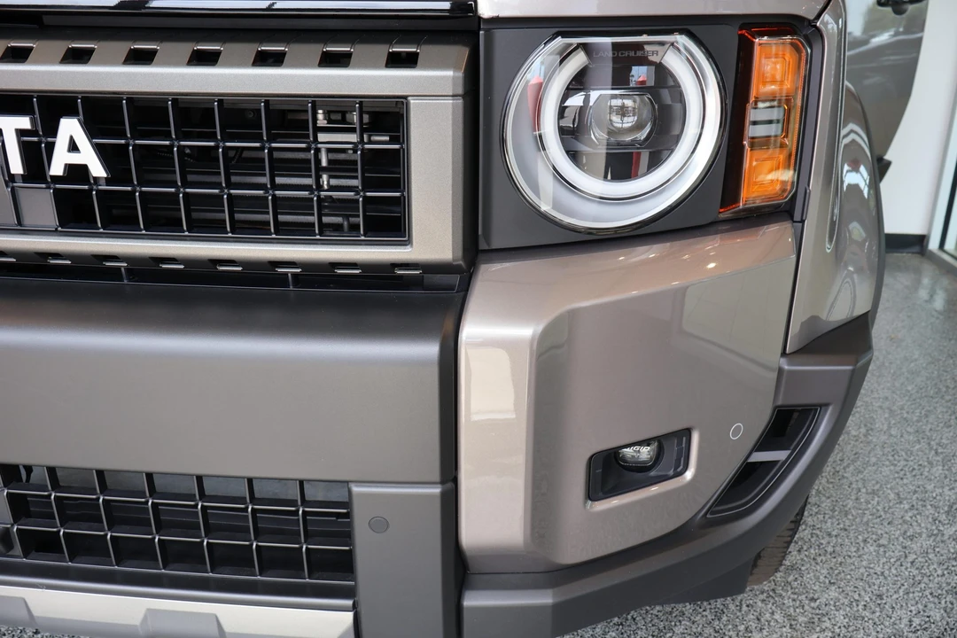 2024 Toyota J250 Land Cruiser Prado - Image 11 of 31
