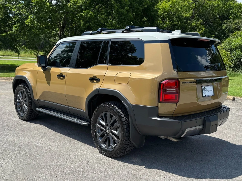 2024 Toyota J250 Land Cruiser Prado - Image 4 of 31
