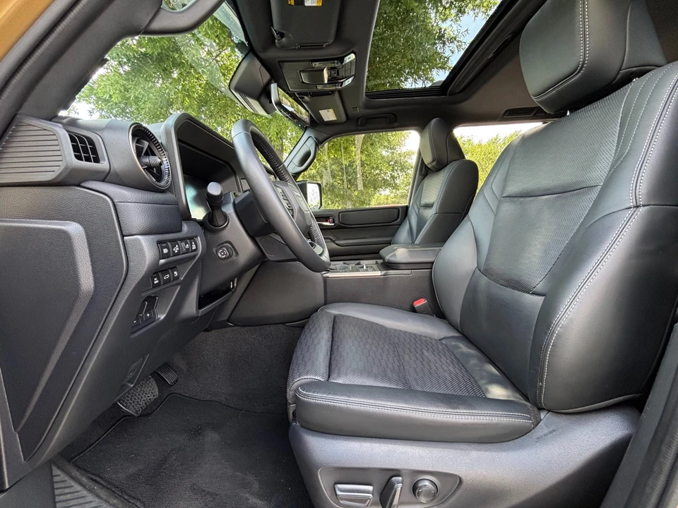2024 Toyota J250 Land Cruiser Prado - Image 10 of 31