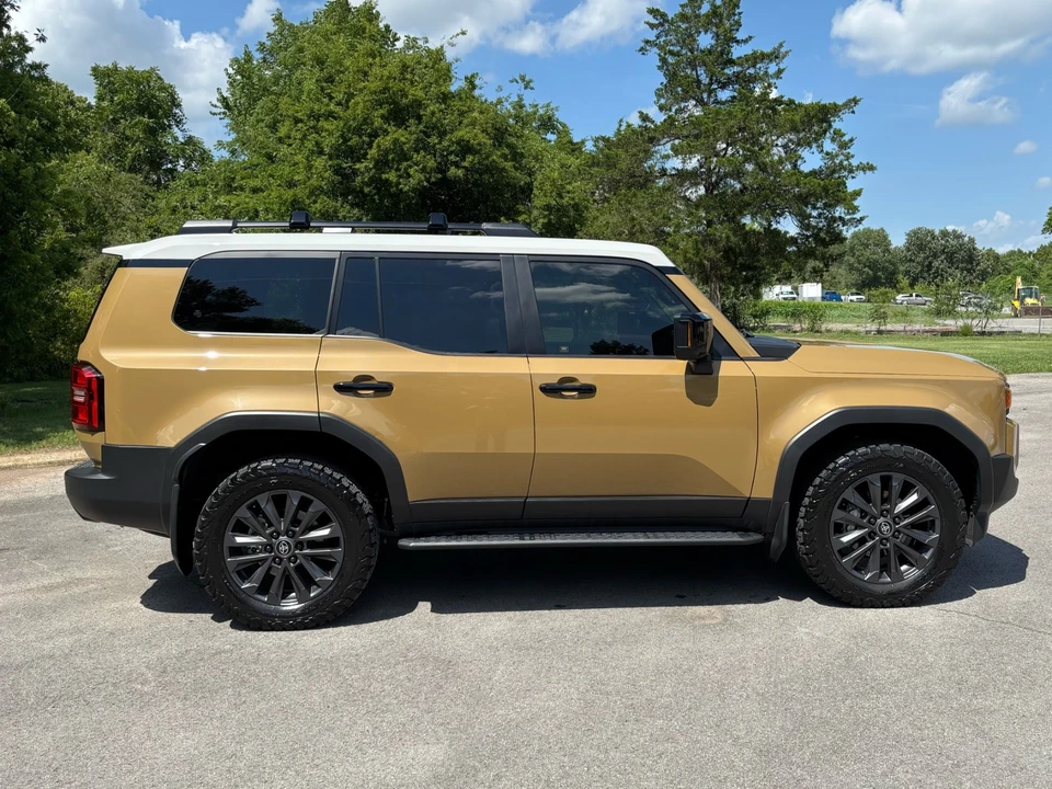 2024 Toyota J250 Land Cruiser Prado - Image 9 of 31