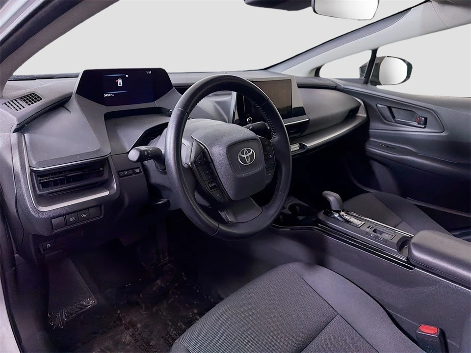 2024 Toyota Prius 5th Gen - Image 10 of 12