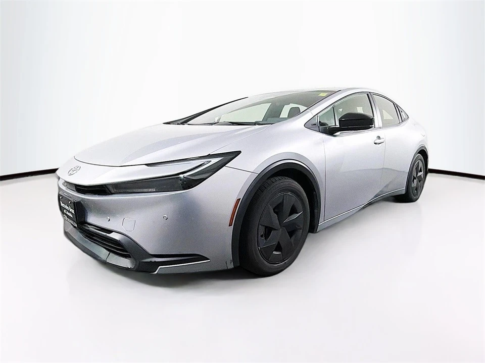 2024 Toyota Prius 5th Gen - Image 3 of 12