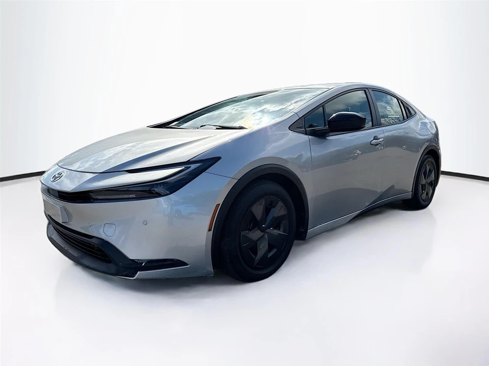 2024 Toyota Prius 5th Gen - Image 3 of 21