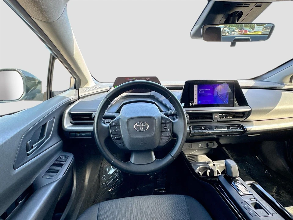 2024 Toyota Prius 5th Gen - Image 18 of 21