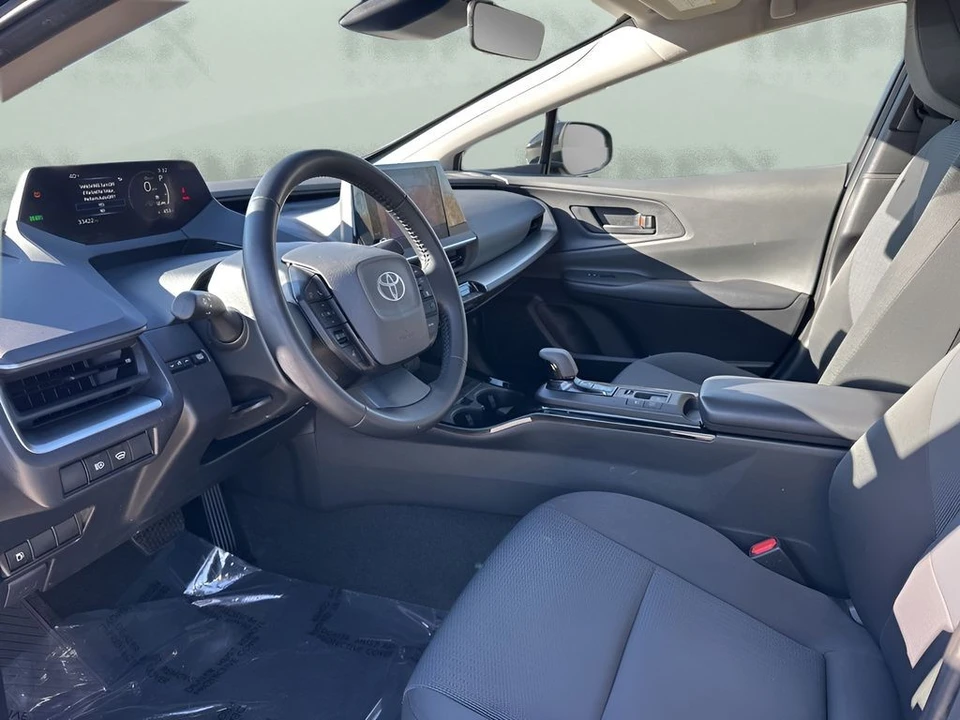 2024 Toyota Prius 5th Gen - Image 9 of 12