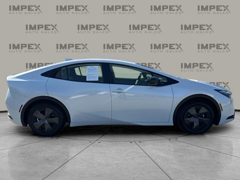 2024 Toyota Prius 5th Gen - Image 6 of 21