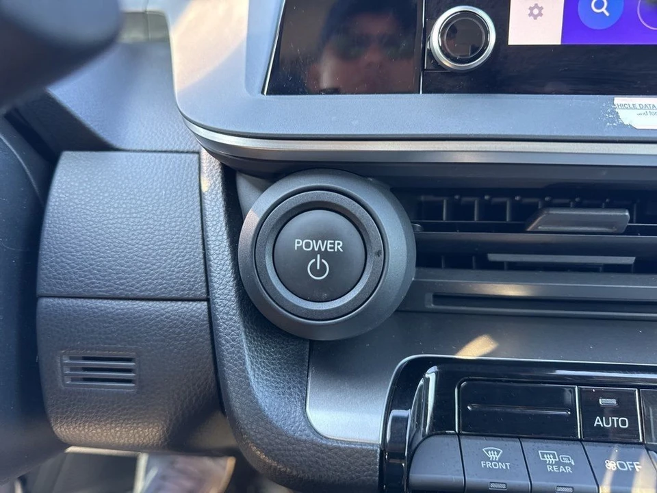 2024 Toyota Prius 5th Gen - Image 20 of 21