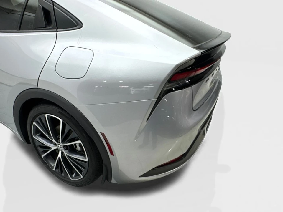 2024 Toyota Prius 5th Gen - Image 17 of 21