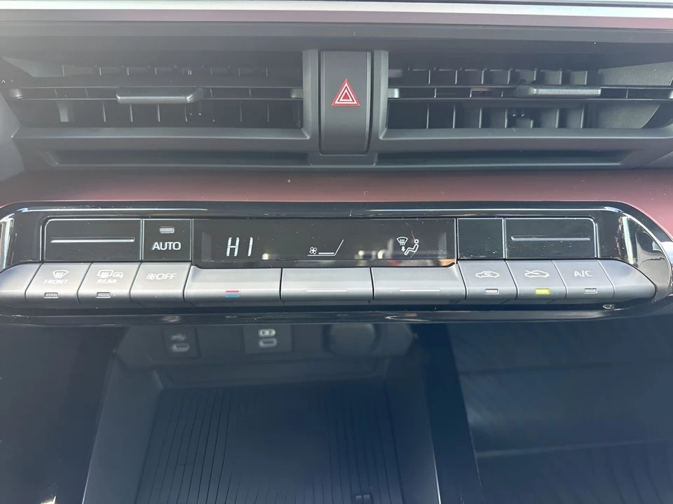2024 Toyota Prius 5th Gen - Image 17 of 21