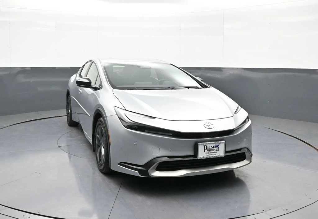 2024 Toyota Prius 5th Gen - Image 3 of 12