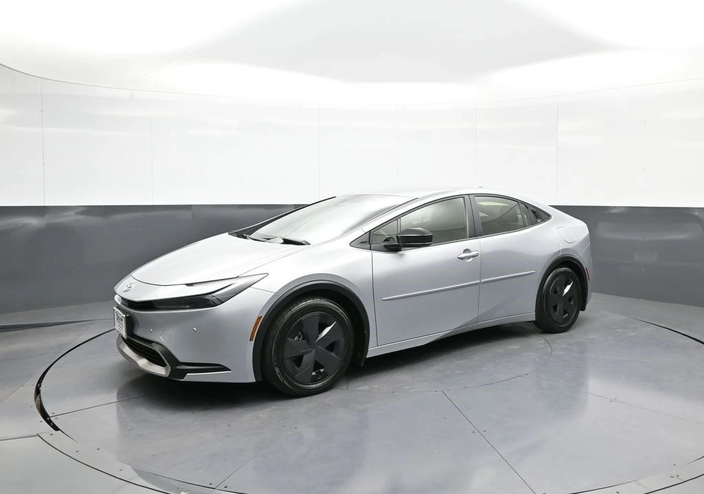 2024 Toyota Prius 5th Gen - Image 10 of 12