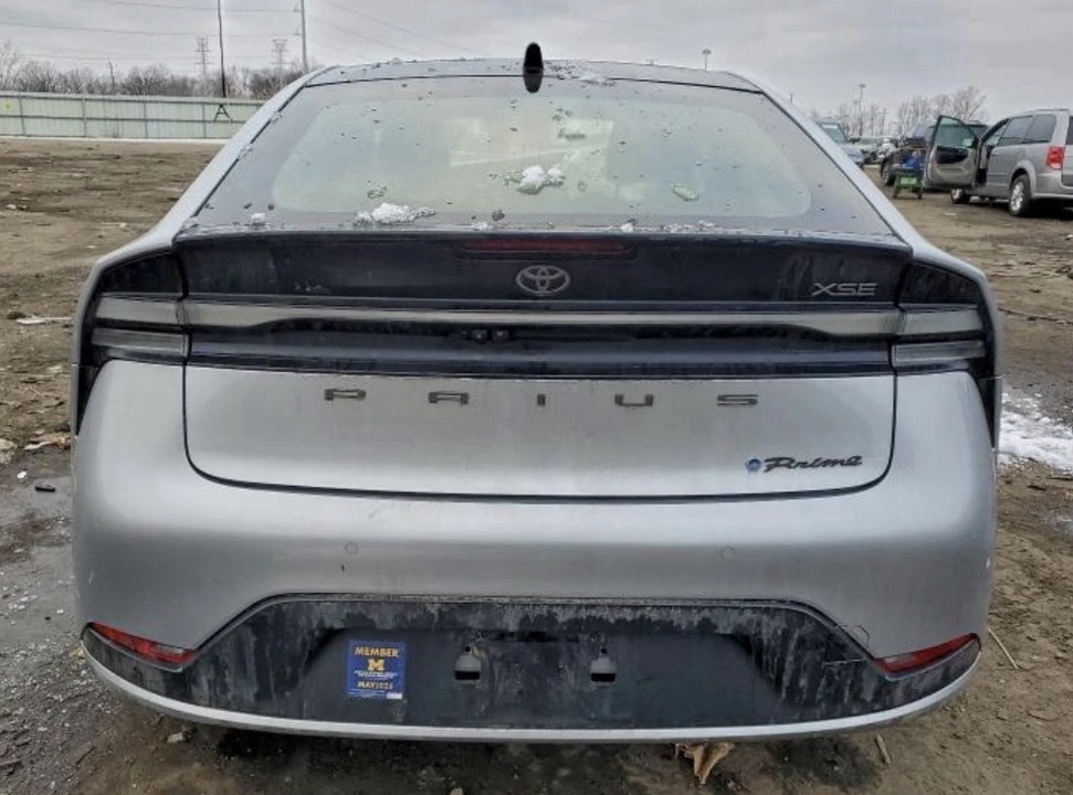 2024 Toyota Prius 5th Gen - Image 4 of 10